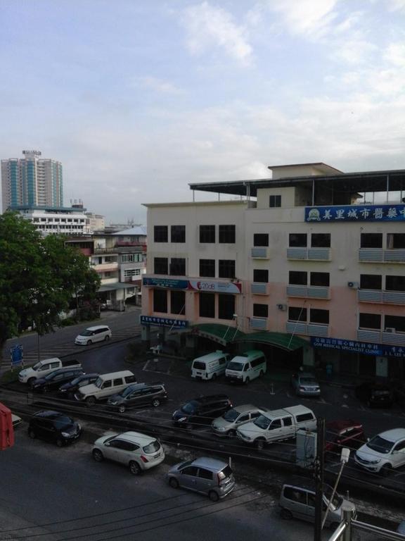 101 Hotel Miri Esterno foto